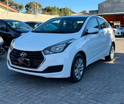 Hyundai HB20S 2017 Branco — foto 1 de 3