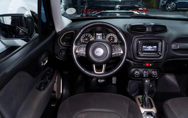 imagem-https://www.socarrao.com.br/sc-vehicle-images-prod/3179305/1788382529849-8360581_9_B_179616733b.jpeg