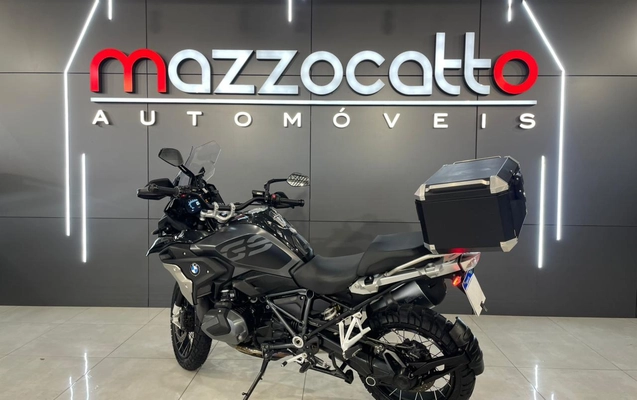 imagem-https://www.socarrao.com.br/sc-vehicle-images-prod/3179419/1786559609052-003_d5b51a5616073d705e7399ba361e8eb1.jpeg