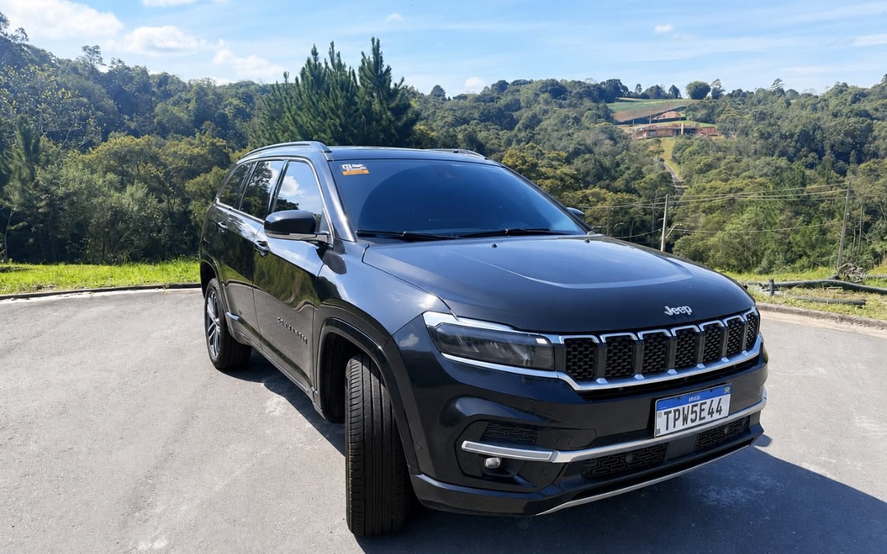 Jeep Commander Overl. 2.2 TD 4x4 Diesel Aut. na cor Preto em Curitiba / PR - 3179444