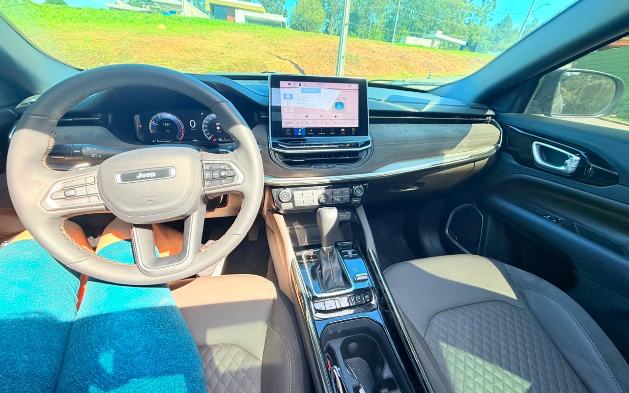 imagem-https://www.socarrao.com.br/sc-vehicle-images-prod/3179444/1786999429401-NjdhOTE0ZTYtZTEyNi00MjM2LTg4YTMtY2QyNWY1N2NkNjNkLmpwZw.jpg