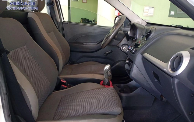 imagem-https://www.socarrao.com.br/sc-vehicle-images-prod/3179572/1787603869018-1234109.jpg