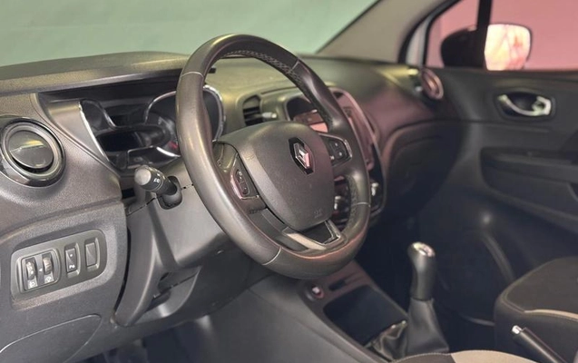 imagem-https://www.socarrao.com.br/sc-vehicle-images-prod/3179697/1789393498902-8373396_6_B_8f98f707cb.jpeg