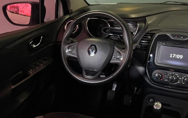 imagem-https://www.socarrao.com.br/sc-vehicle-images-prod/3179697/1789393498915-8373396_12_B_64a7931c63.jpeg