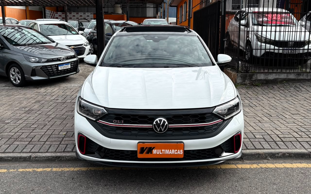 imagem-https://www.socarrao.com.br/sc-vehicle-images-prod/3179923/1786560853024-V2hhdHNBcHAgSW1hZ2UgMjAyNi0wOC0xMiBhdCAxNS4zOS41MS5qcGVn.jpeg