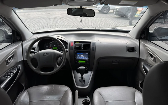 imagem-https://www.socarrao.com.br/sc-vehicle-images-prod/3180144/1786561480651-003_c07f565070ab8d05aa2c4ded9d935a16.jpeg