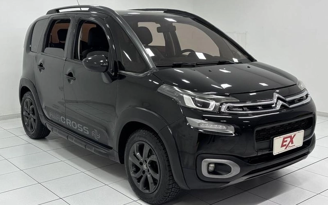 imagem-https://www.socarrao.com.br/sc-vehicle-images-prod/3180508/1789590695774-8373727_9_B_46eaa2d67c.jpeg
