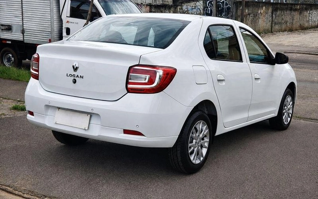 imagem-https://www.socarrao.com.br/sc-vehicle-images-prod/3180628/1790951653387-8263685_2_B_95874d6971.jpeg