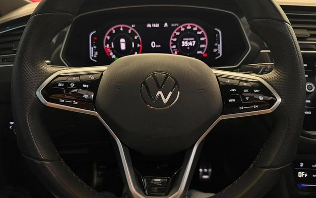 imagem-https://www.socarrao.com.br/sc-vehicle-images-prod/3180761/1789419976826-8370378_11_B_a5974e7ebf.jpeg