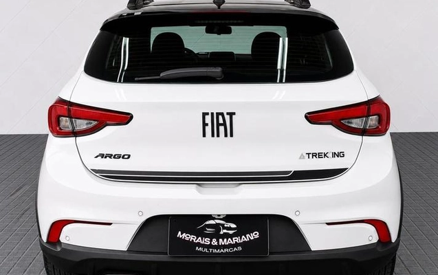 imagem-https://www.socarrao.com.br/sc-vehicle-images-prod/3180799/1787683716900-8373674_4_B_164fc172a8.jpeg
