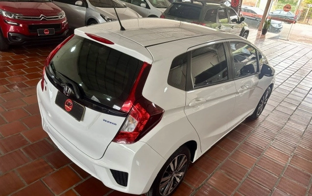 imagem-https://www.socarrao.com.br/sc-vehicle-images-prod/3180860/1786735365434-ngpDkZc0L8bbcrQQk8zS1U99h0v7XUhq.jpg