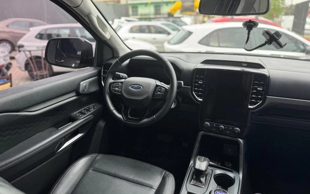 imagem-https://www.socarrao.com.br/sc-vehicle-images-prod/3181169/1789672072974-8373908_13_B_46af24584b.jpeg