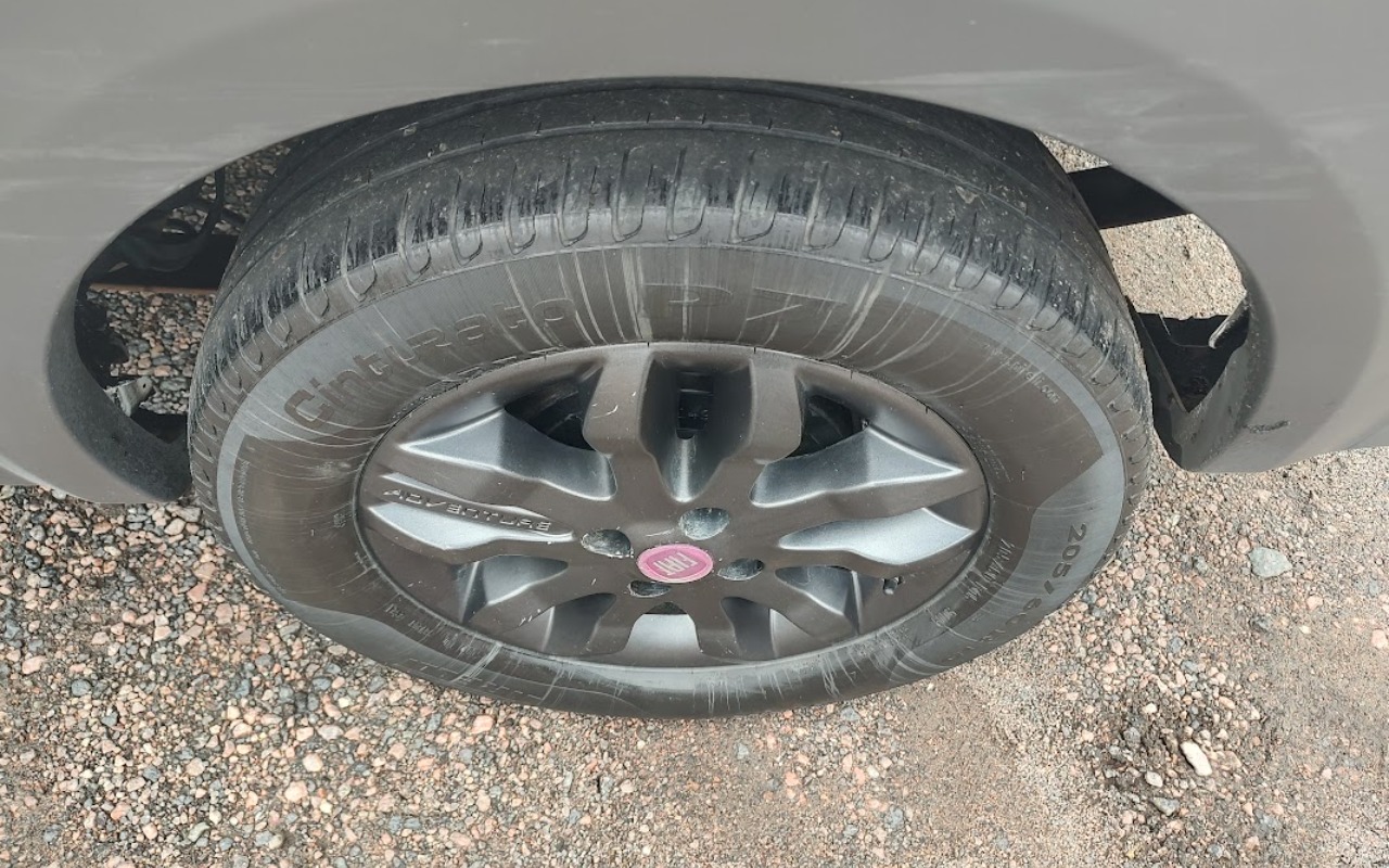 imagem-https://www.socarrao.com.br/sc-vehicle-images-prod/3181304/1786564552444-SU1HXzIwMjYwODEyXzEyMDgzNTY4OF9IRFIuanBn.jpg