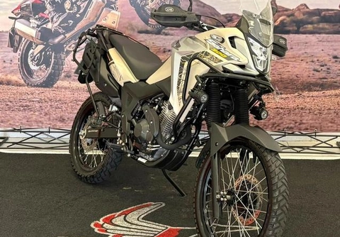 Honda XRE 300 ADVENTURE FLEX 2024 Bege — foto 1 de 3