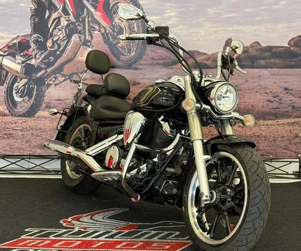 YAMAHA XVS 950 MIDNIGHT STAR 2011 Preto — foto 1 de 3