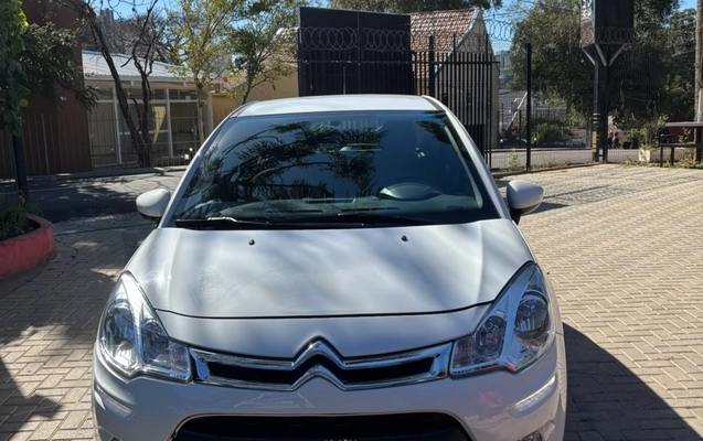 imagem-https://www.socarrao.com.br/sc-vehicle-images-prod/3181767/1786718556637-V2hhdHNBcHAgSW1hZ2UgMjAyNi0wNy0yMiBhdCAxOC40MS4xNS5qcGVn.jpeg