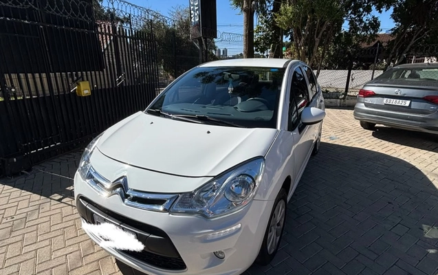 imagem-https://www.socarrao.com.br/sc-vehicle-images-prod/3181767/1786718557625-V2hhdHNBcHAgSW1hZ2UgMjAyNi0wNy0yMiBhdCAxOC40MS4xNiAoMykuanBlZw.jpeg