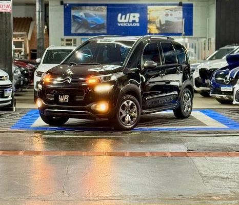 imagem-https://www.socarrao.com.br/sc-vehicle-images-prod/3181820/1786565885238-8348217_1_B_3184205ea7.jpeg