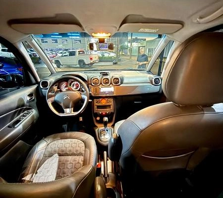 imagem-https://www.socarrao.com.br/sc-vehicle-images-prod/3181820/1786565885278-8348217_20_B_f9462c3132.jpeg