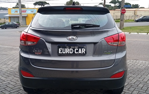 imagem-https://www.socarrao.com.br/sc-vehicle-images-prod/3181871/1786566067642-SVgzNSBHTCAyMDE5IDA5LmpwZw.jpg