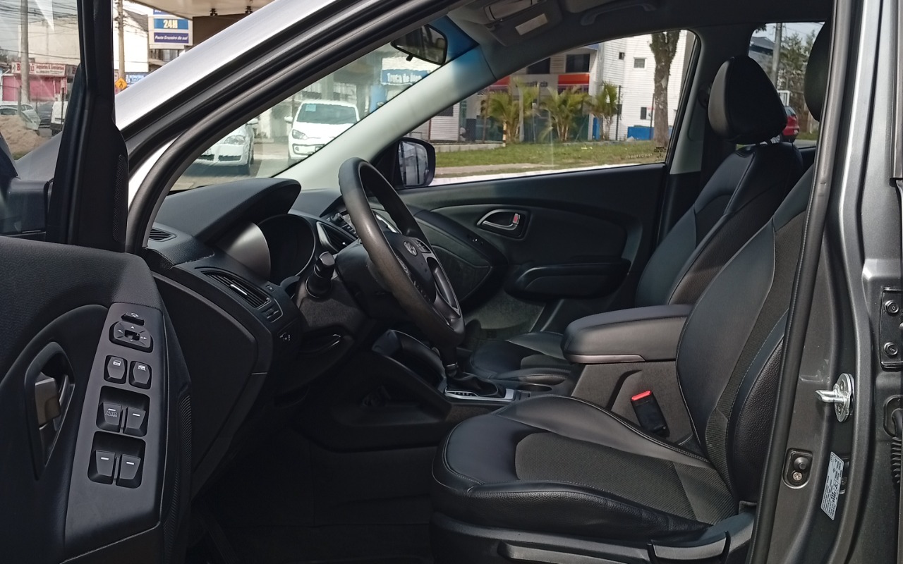 imagem-https://www.socarrao.com.br/sc-vehicle-images-prod/3181871/1786566068165-SVgzNSBHTCAyMDE5IDE2LmpwZw.jpg
