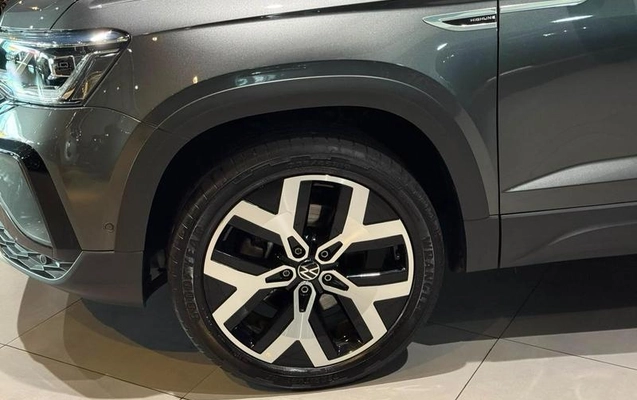 imagem-https://www.socarrao.com.br/sc-vehicle-images-prod/3182034/1789150048822-8361727_8_B_49e8c077be.jpeg