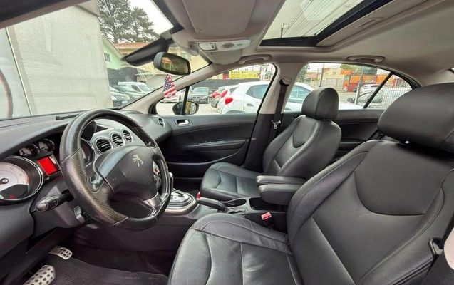 imagem-https://www.socarrao.com.br/sc-vehicle-images-prod/3182155/1787163343348-8329920_2_B_65429f44ea.jpeg