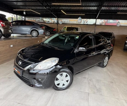 Nissan VERSA 2013 Preto — foto 1 de 3
