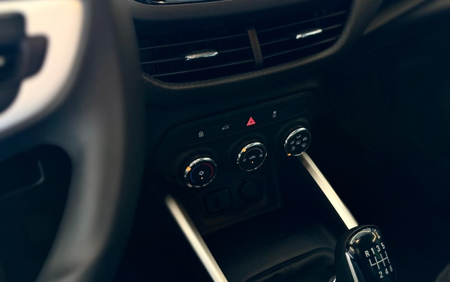 imagem-https://www.socarrao.com.br/sc-vehicle-images-prod/3182606/1789414081567-81289f9641ae4e8ebc5b9de8f11fa672_1786637476799.jpg