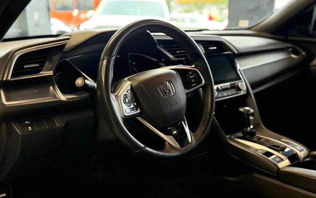imagem-https://www.socarrao.com.br/sc-vehicle-images-prod/3182608/1788291938105-8374170_18_B_3d66e7c1da.jpeg