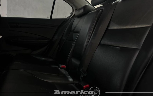 imagem-https://www.socarrao.com.br/sc-vehicle-images-prod/3182609/1789147126943-8371799_2_B_21d950756d.jpeg