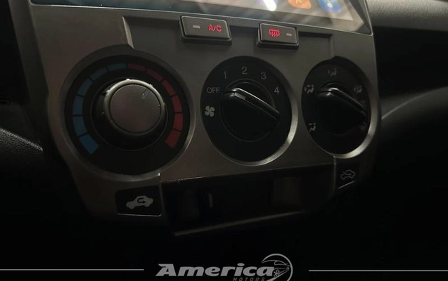 imagem-https://www.socarrao.com.br/sc-vehicle-images-prod/3182609/1789147126949-8371799_1_B_402d5b6f7e.jpeg