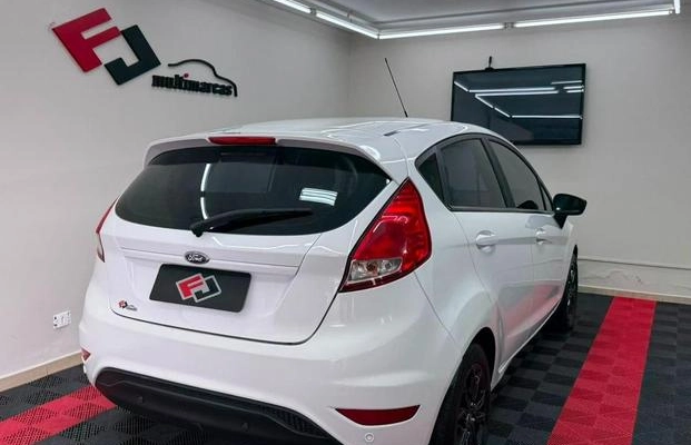 imagem-https://www.socarrao.com.br/sc-vehicle-images-prod/3182652/1787061533980-8370181_5_B_115534693e.jpeg