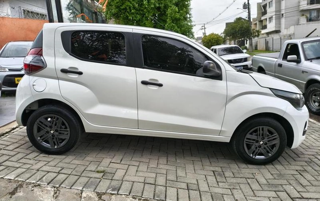 imagem-https://www.socarrao.com.br/sc-vehicle-images-prod/3183032/1789476071536-8374529_5_B_94e9247b47.jpeg