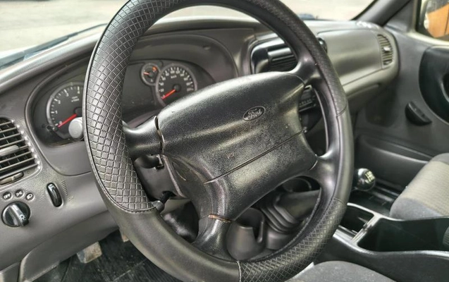 imagem-https://www.socarrao.com.br/sc-vehicle-images-prod/3183141/1787578305444-8374213_12_B_6f5367ca9f.jpeg