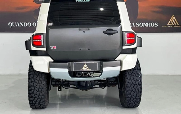 imagem-https://www.socarrao.com.br/sc-vehicle-images-prod/3183333/1786569941153-8372760_3_B_6e18abfa75.jpeg