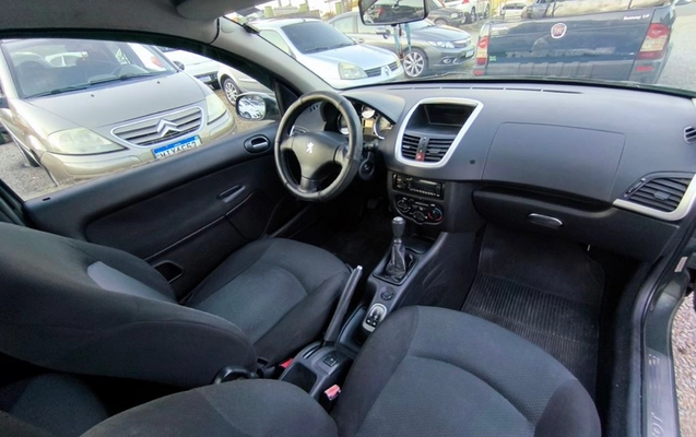 imagem-https://www.socarrao.com.br/sc-vehicle-images-prod/3183339/1787004885764-SU1HXzIwMjYwODE3XzE3MjYwMiAoQ29weSkuanBn.jpg