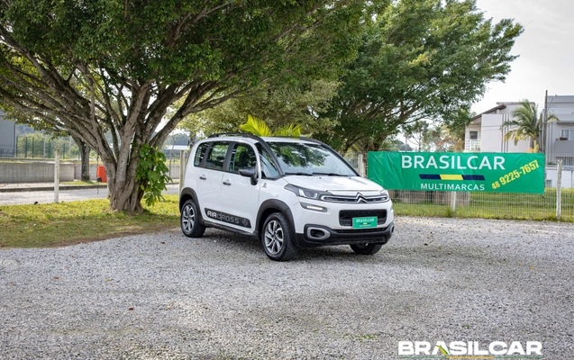 imagem-https://www.socarrao.com.br/sc-vehicle-images-prod/3183399/1786570111198-003_361476f8a43c5675868b778f70475f3b.jpg