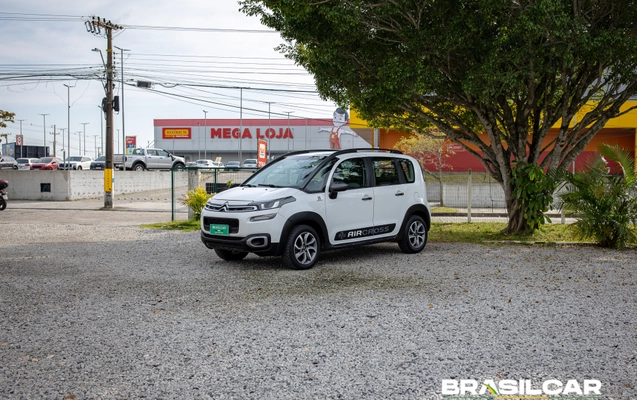 imagem-https://www.socarrao.com.br/sc-vehicle-images-prod/3183399/1786570111203-003_58a8698fd47de14e50db2a823e3d95d6.jpg