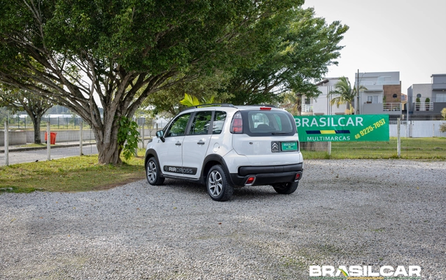 imagem-https://www.socarrao.com.br/sc-vehicle-images-prod/3183399/1786570111211-003_283a421b9cc0177d4c938ccbf41ae19d.jpg