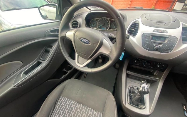 imagem-https://www.socarrao.com.br/sc-vehicle-images-prod/3183513/1786570765487-8337833_0_B_9e45e5a3f2.jpeg