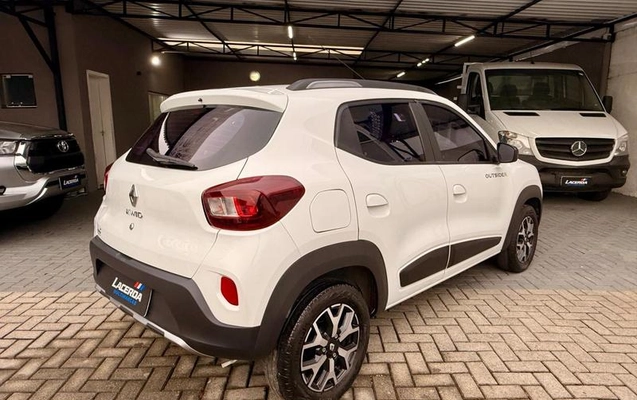 imagem-https://www.socarrao.com.br/sc-vehicle-images-prod/3183813/1787147175298-8374680_4_B_293ebab58f.jpeg