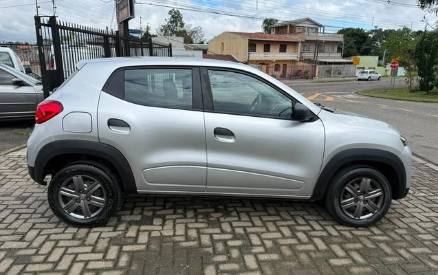 imagem-https://www.socarrao.com.br/sc-vehicle-images-prod/3187171/1786582565810-V2hhdHNBcHAgSW1hZ2UgMjAyNi0wOC0xMCBhdCAwOS4zMi4zMS5qcGVn.jpeg