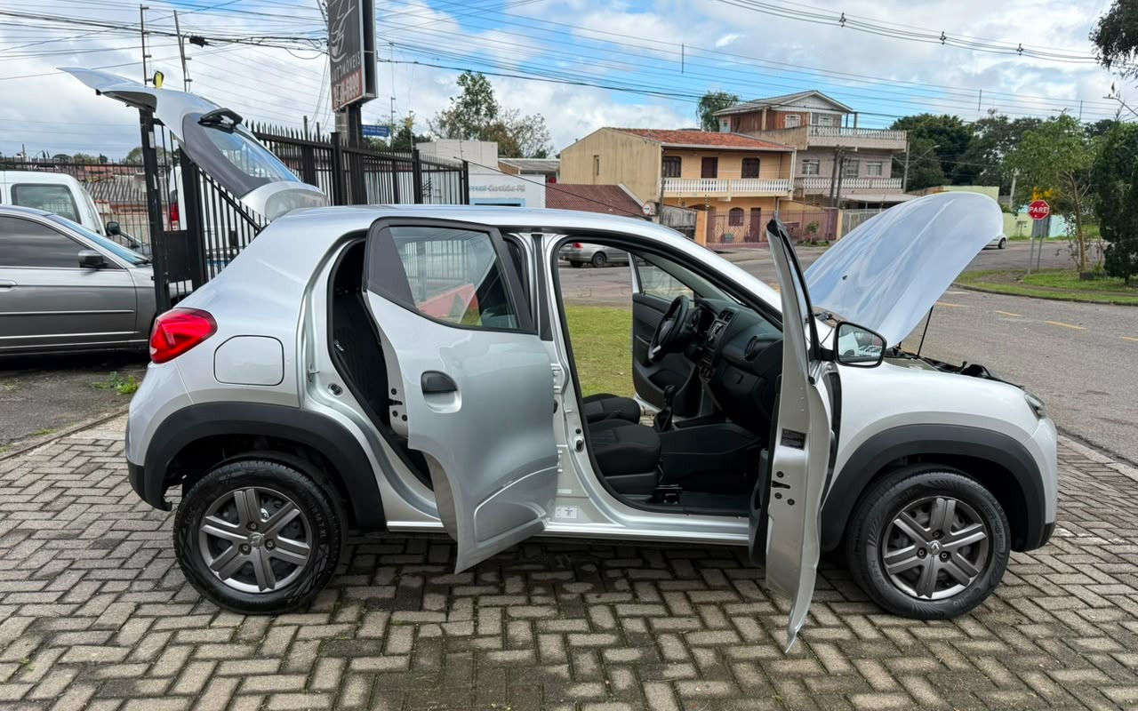 imagem-https://www.socarrao.com.br/sc-vehicle-images-prod/3187171/1786582566091-V2hhdHNBcHAgSW1hZ2UgMjAyNi0wOC0xMCBhdCAwOS4zMi4zMiAoMSkuanBlZw.jpeg