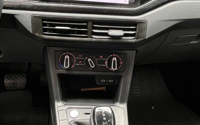 imagem-https://www.socarrao.com.br/sc-vehicle-images-prod/3187442/1786583712532-SU1HXzg2OTAuanBlZw.jpeg
