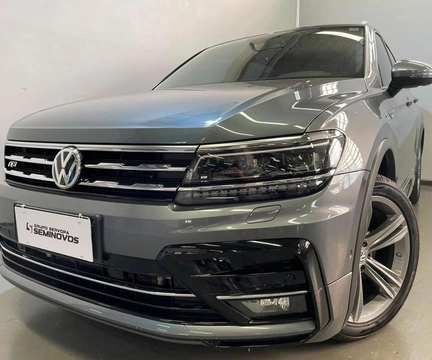 Volkswagen Tiguan 2021 Cinza — foto 1 de 3