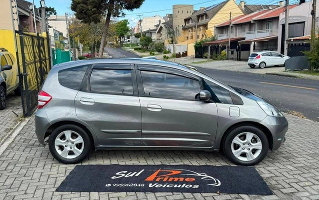 imagem-https://www.socarrao.com.br/sc-vehicle-images-prod/3198405/1787419359537-8322924_4_B_5422ff21e0.jpeg