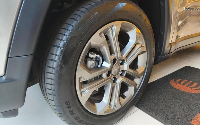 imagem-https://www.socarrao.com.br/sc-vehicle-images-prod/3198451/1787167448107-8291077_16_B_55f84ade12.jpeg