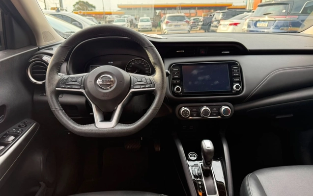 imagem-https://www.socarrao.com.br/sc-vehicle-images-prod/3199244/1787163307937-zBsh1WD1uFqcaXcnnM2duw2G4KGJbc7q.jpg