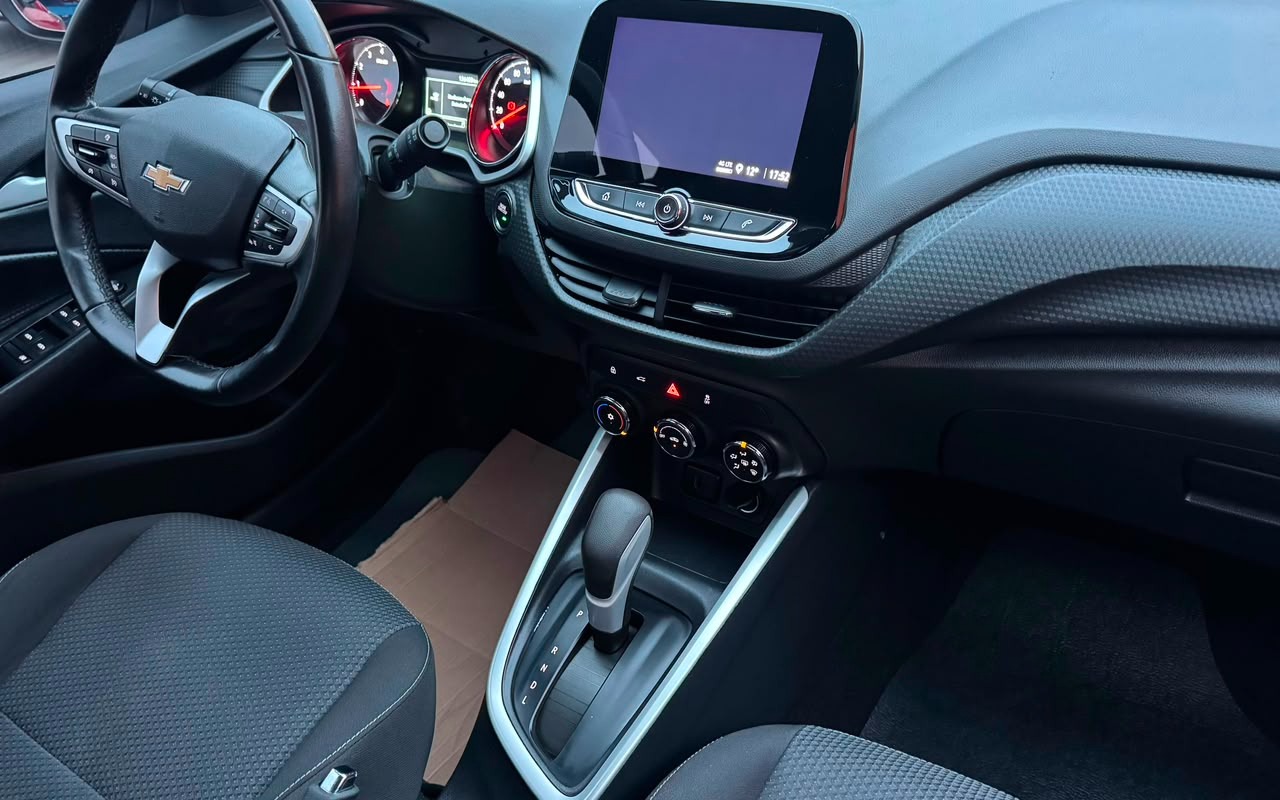 imagem-https://www.socarrao.com.br/sc-vehicle-images-prod/3199571/1786624544314-V2hhdHNBcHAgSW1hZ2UgMjAyNi0wOC0xMiBhdCAxOC4wNS4wNC5qcGVn.jpeg